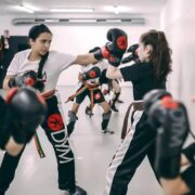 Kick Boxing Femenino en Badalona Centros DYM